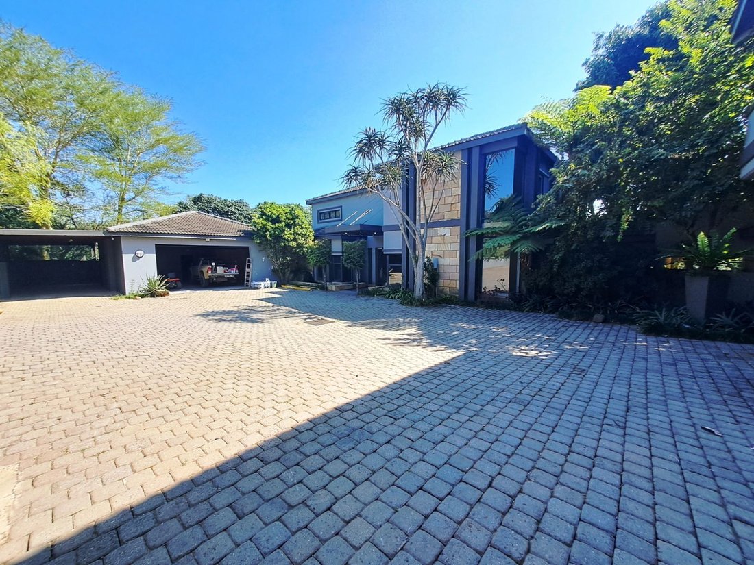 House in Mbombela, Mpumalanga, South Africa 2 - 17256073