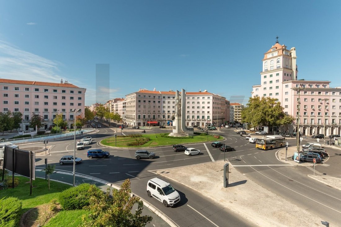 Apartment in Areeiro, Lisbon, Portugal 1 - 17250847