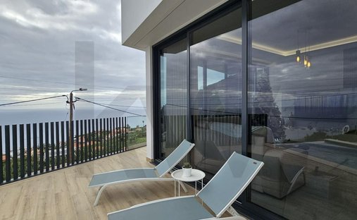 House in Arco da Calheta, Madeira, Portugal 1