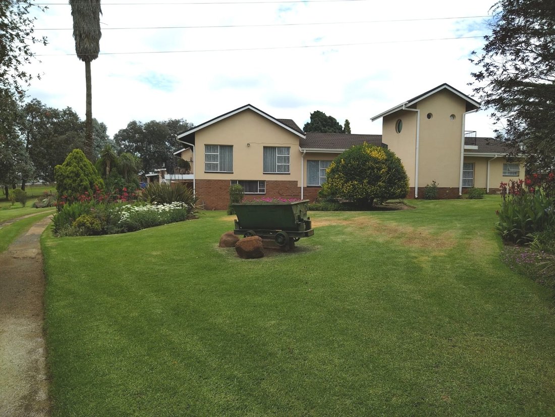 Farm Ranch in Ermelo, Mpumalanga, South Africa 1 - 17251839