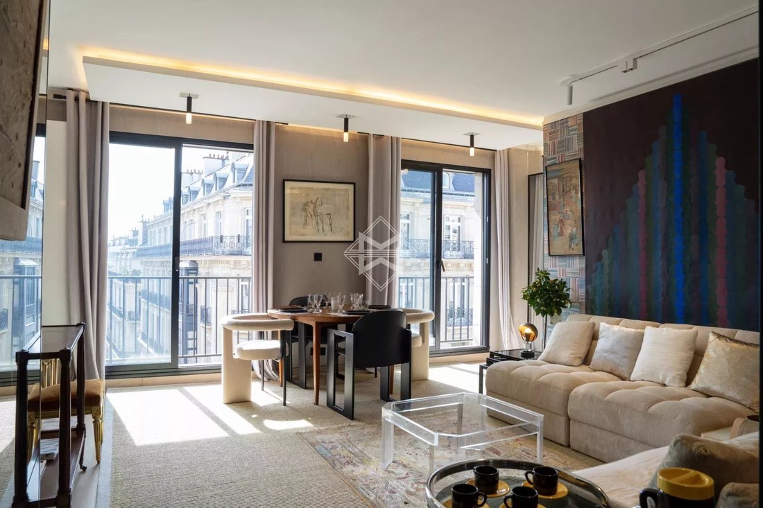 Apartment in Triangle d'Or, Paris 8e Arrondissement, Paris 1 - 15321794