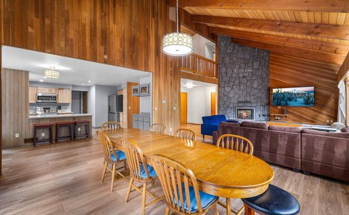 Casa a Black Butte Ranch, Oregon, Stati Uniti 1