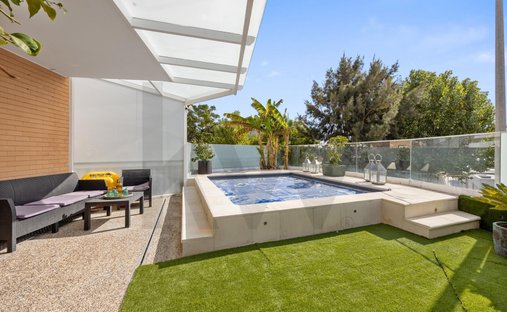 House in Santiago, Setubal, Portugal 1