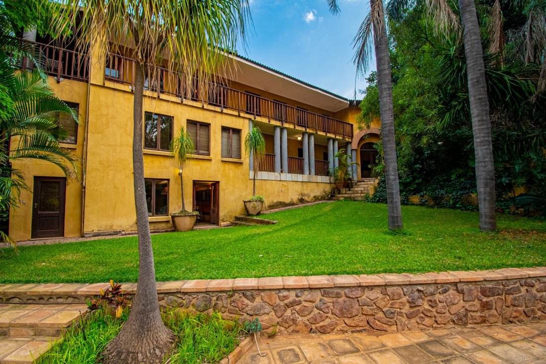 House in Waterkloof, Gauteng, South Africa 1 - 17251804