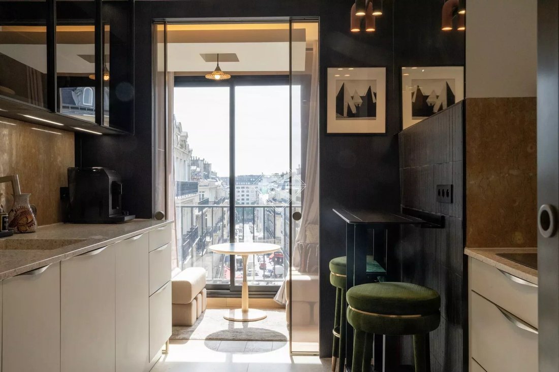 Apartment in Triangle d'Or, Paris 8e Arrondissement, Paris 3 - 15321794