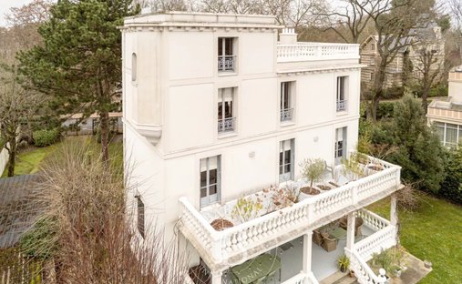 Estate in Le Vésinet, Ile-de-France, France 1