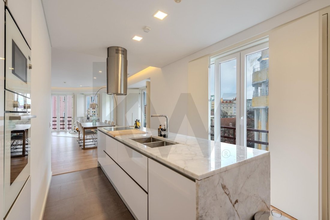 Apartment in Avenidas Novas, Lisbon, Portugal 1 - 17249347
