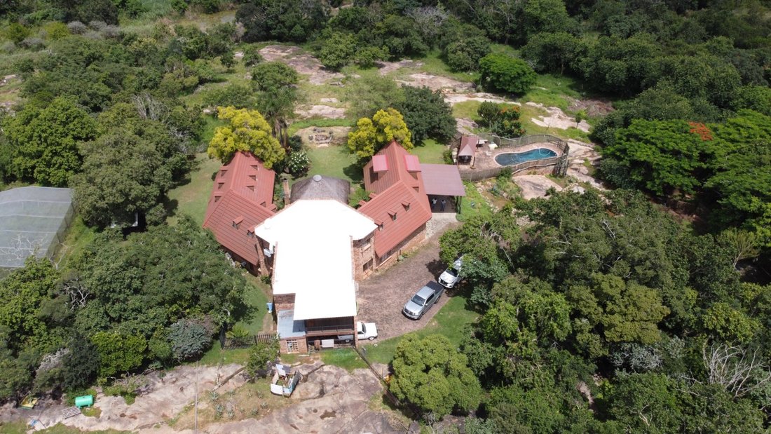 Farm Ranch in Mbombela, Mpumalanga, South Africa 2 - 17251396