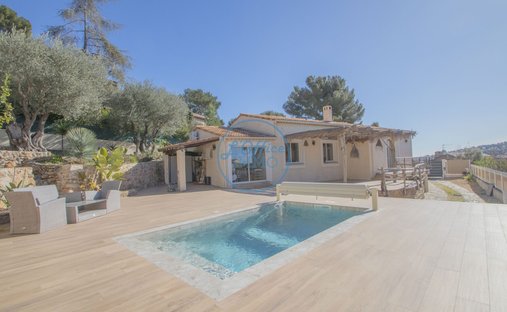 Villa in Valette Nord, La Valette-du-Var, France 1