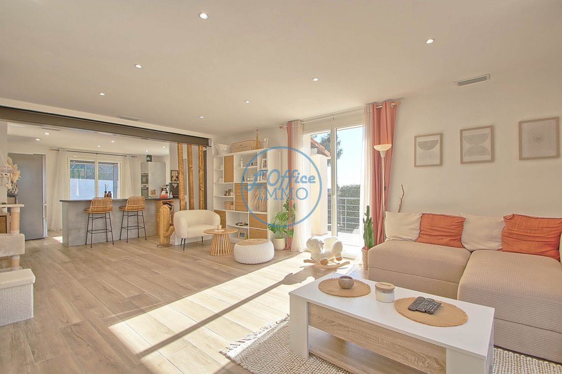 Villa in Valette Nord, La Valette-du-Var, France 4 - 17256624