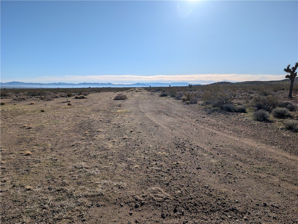 Land in Adelanto, California, United States 1 - 17250466