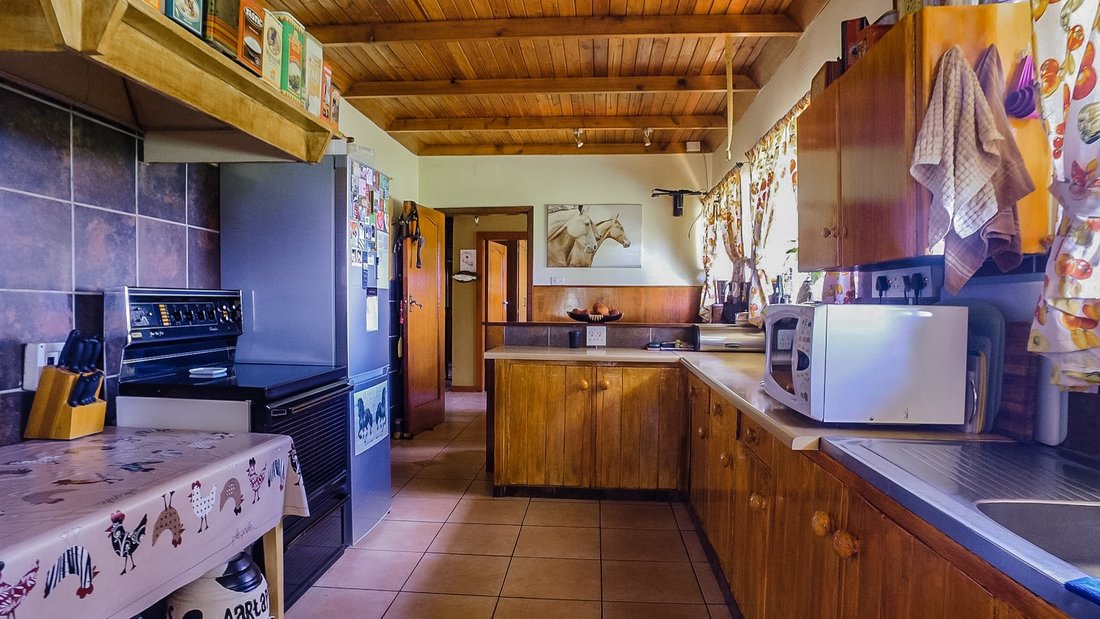 Farm Ranch in Mogale City Local Municipality, Gauteng, South Africa 5 - 17250866