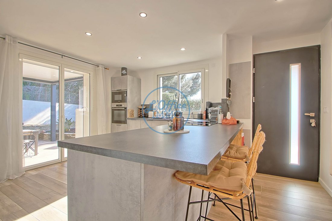Villa in Valette Nord, La Valette-du-Var, France 5 - 17256624