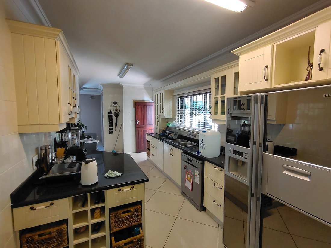 House in Hillcrest, KwaZulu-Natal, South Africa 5 - 17252934