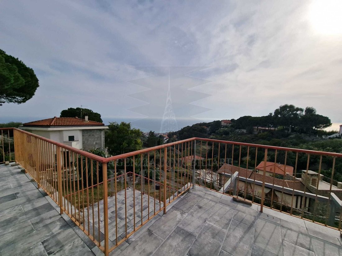 Villa in Bordighera, Liguria, Italy 3 - 17254340