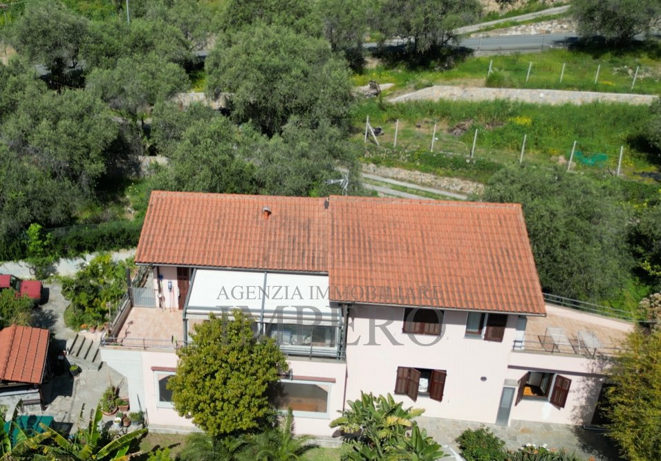 Villa in Vallebona, Liguria, Italy 4 - 17255765