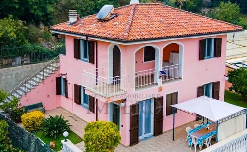 Villa a Camporosso, Liguria, Italia 1