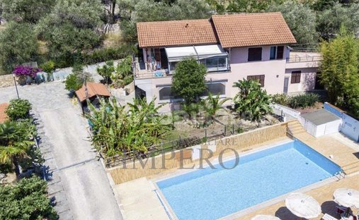 Villa en Vallebona, Liguria, Italia 1