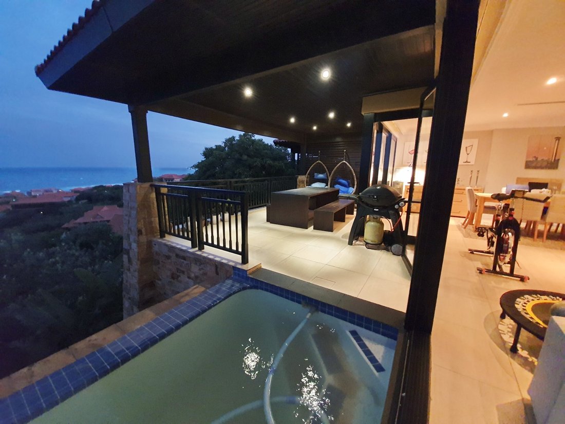Apartment in Dolphin Coast, KwaZulu-Natal, South Africa 1 - 17252994