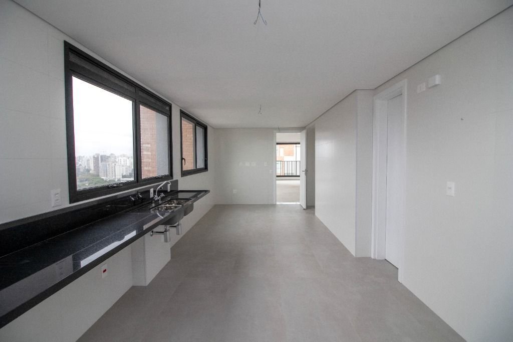 Apartment in São Paulo, State of São Paulo, Brazil 2 - 17251937