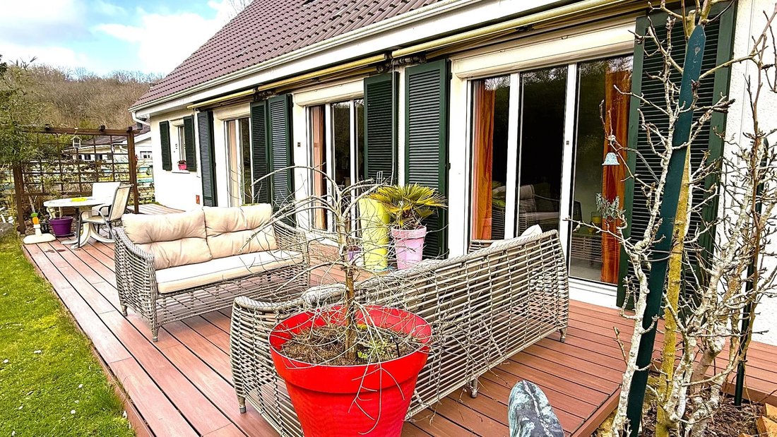 House in Les Clayes-sous-Bois, Ile-de-France, France 3 - 17247796