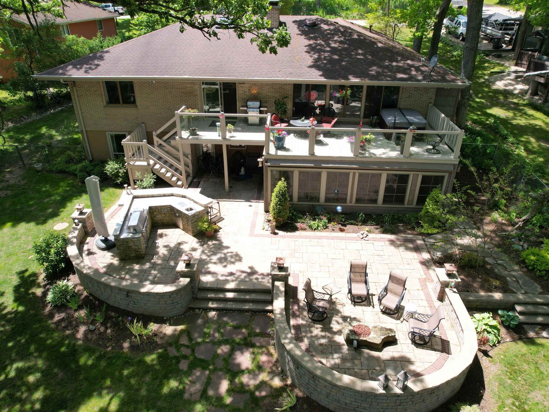 House in Beloit, Wisconsin, United States 2 - 17253422