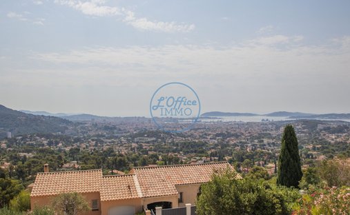 Villa a Le Revest-les-Eaux, Provenza-Alpi-Costa Azzurra, Francia 1