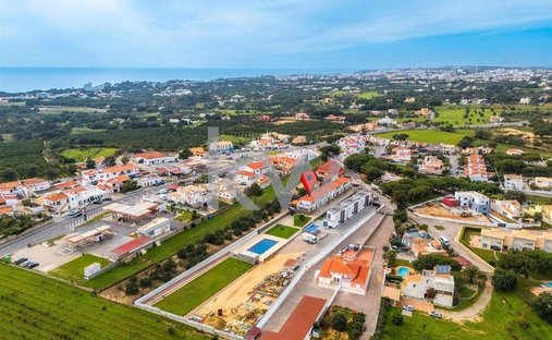 Stadthaus in Olhos de Agua, Algarve, Portugal 1