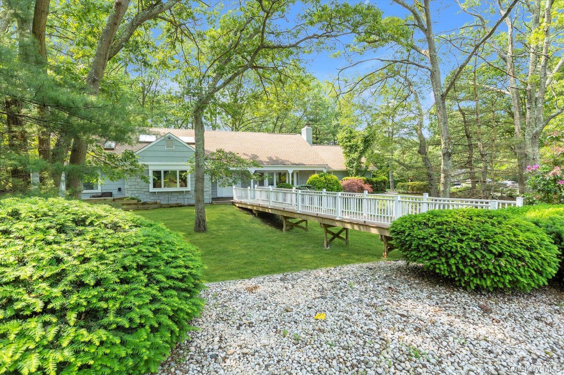 House in Melville, New York, United States 2 - 17254758