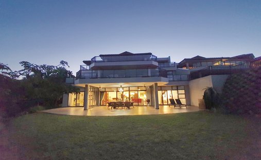 Apartment in Dolphin Coast, KwaZulu-Natal, South Africa 1