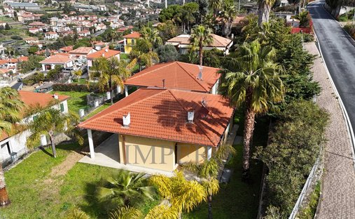 Villa in Bordighera, Liguria, Italy 1