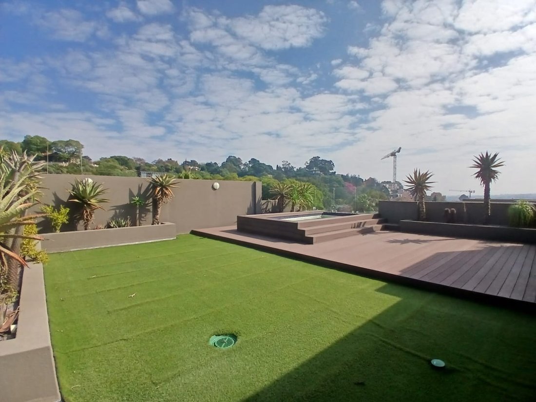 Apartment in Parktown, Gauteng, South Africa 3 - 17250312