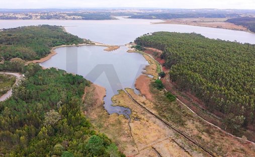 Land in Santa Maria, Sao Pedro e Sobral da Lagoa, Leiria District, Portugal 1