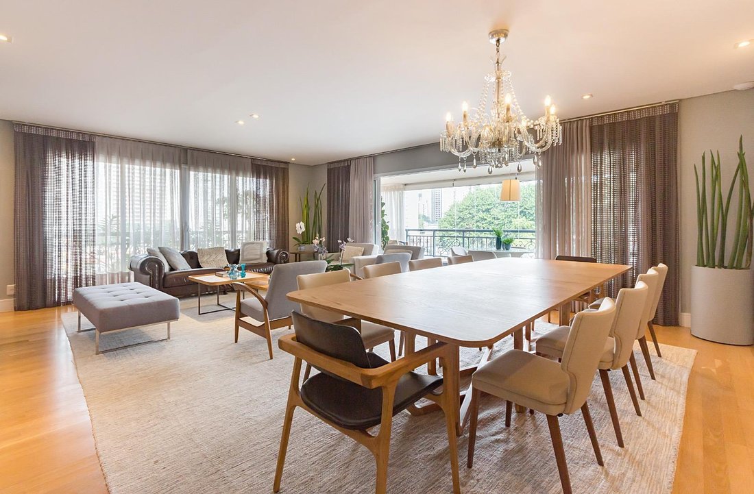 Apartment in Itaim Bibi, State of São Paulo, Brazil 1 - 17252305
