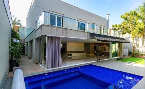 Condo in São Paulo, State of São Paulo, Brazil 1