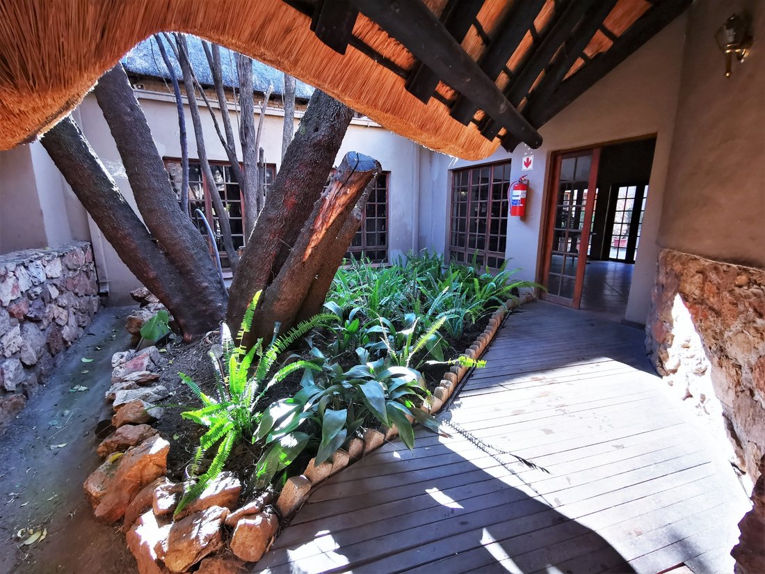 Farm Ranch in Mogale City Local Municipality, Gauteng, South Africa 3 - 17250733