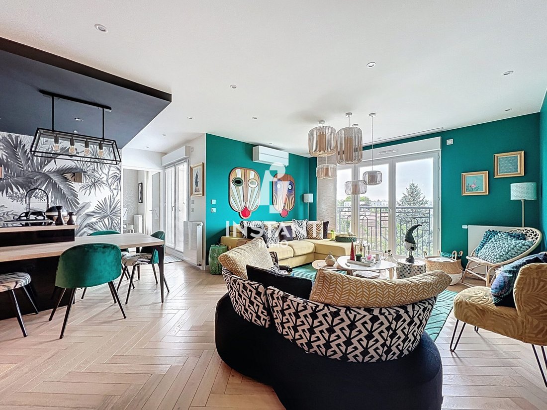 Apartment in Mairie, Sainte-Genevieve-des-Bois, France 5 - 17256761