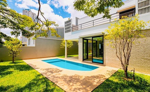 Condo in São Paulo, State of São Paulo, Brazil 1
