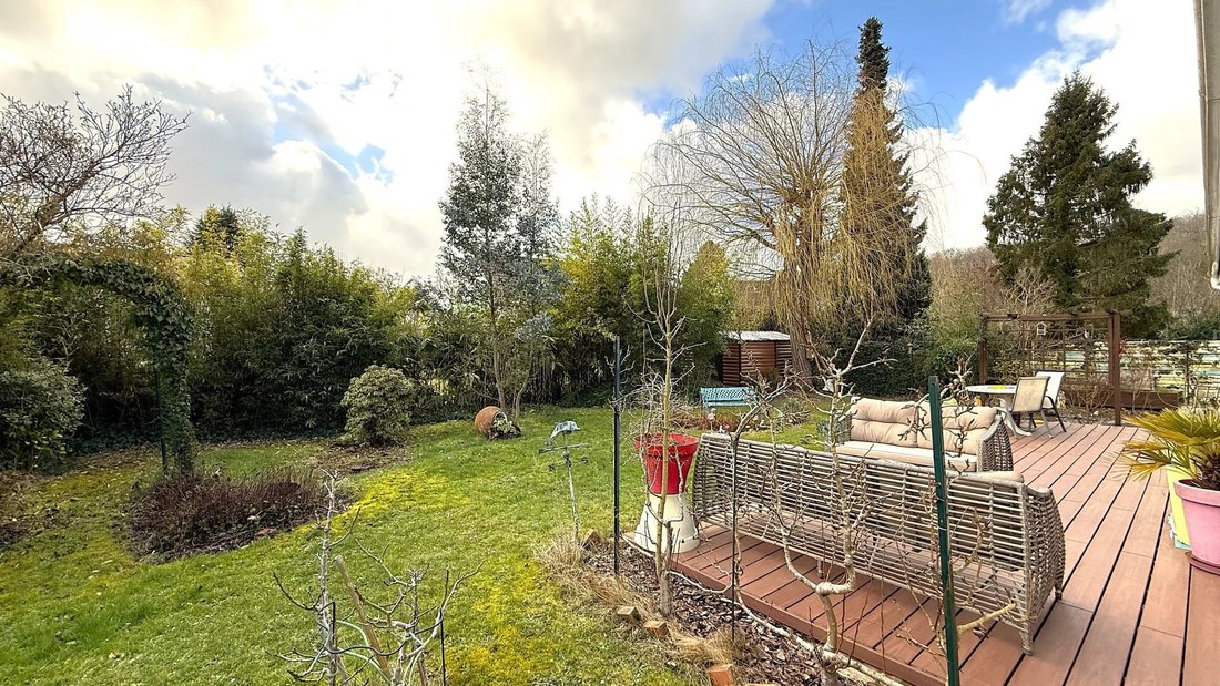 House in Les Clayes-sous-Bois, Ile-de-France, France 4 - 17247796
