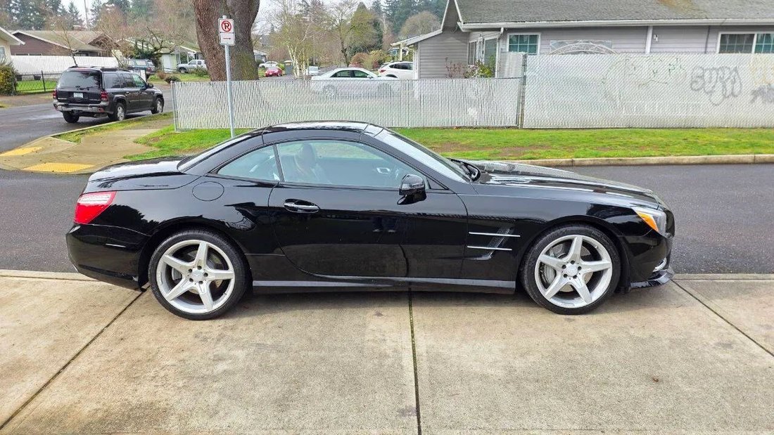 Cabriolet in Portland, OR, United States 4 - 17256275
