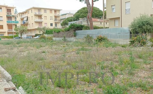 Terrain à Bordighera, Ligurie, Italie 1