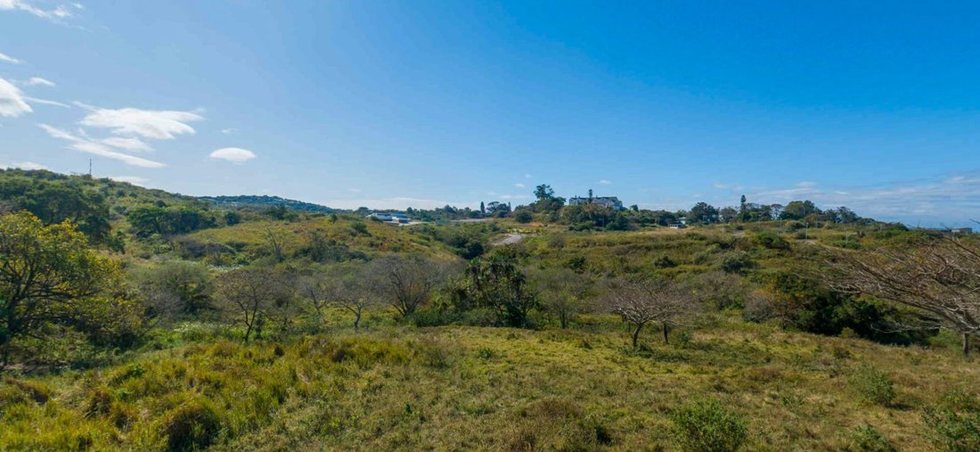 Land in Salt Rock, KwaZulu-Natal, South Africa 1 - 17250226
