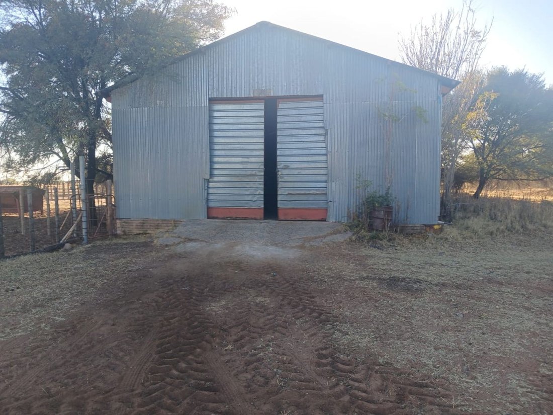 Farm Ranch in Braamfontein, Gauteng, South Africa 4 - 17252328