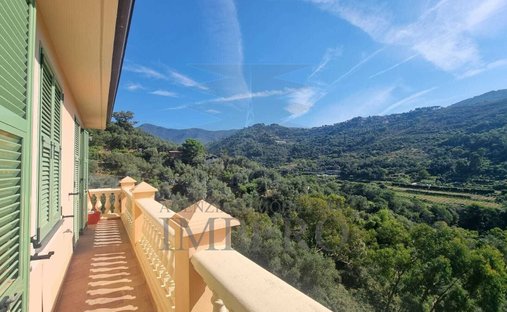 House in Vallebona, Liguria, Italy 1