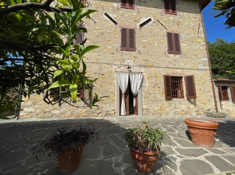 Villa in Camaiore, Tuscany, Italy 2 - 17254048