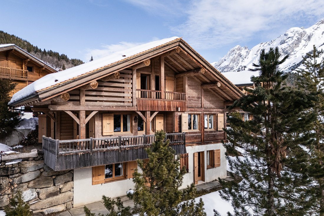 Chalet in La Clusaz, Auvergne-Rhône-Alpes, France 1 - 17257743