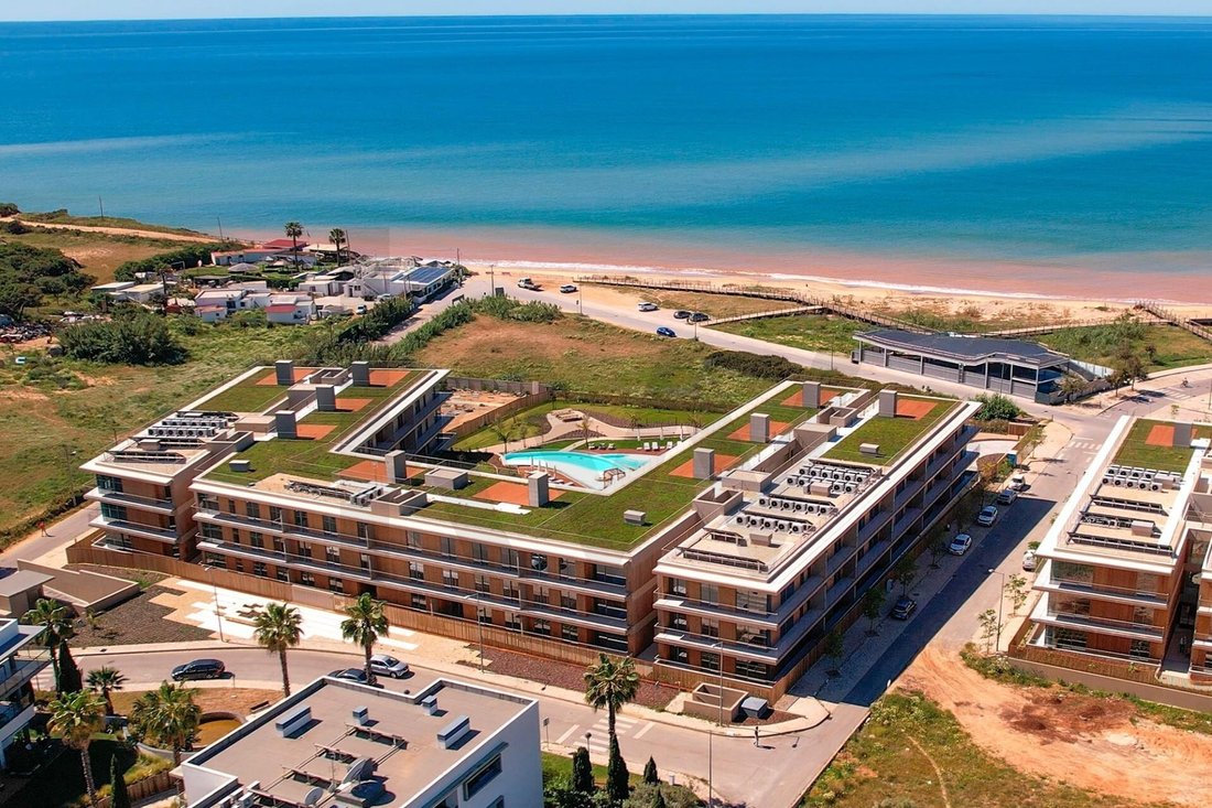 Apartment in Quarteira, Algarve, Portugal 2 - 17251928
