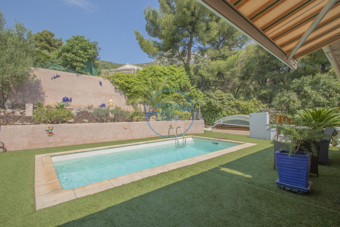 Villa in Le Revest-les-Eaux, Provence-Alpes-Côte d'Azur, France 3 - 17256588