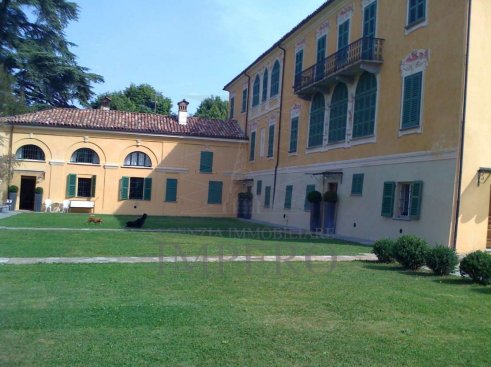 Villa in Costigliole d'Asti, Piedmont, Italy 1 - 17254561