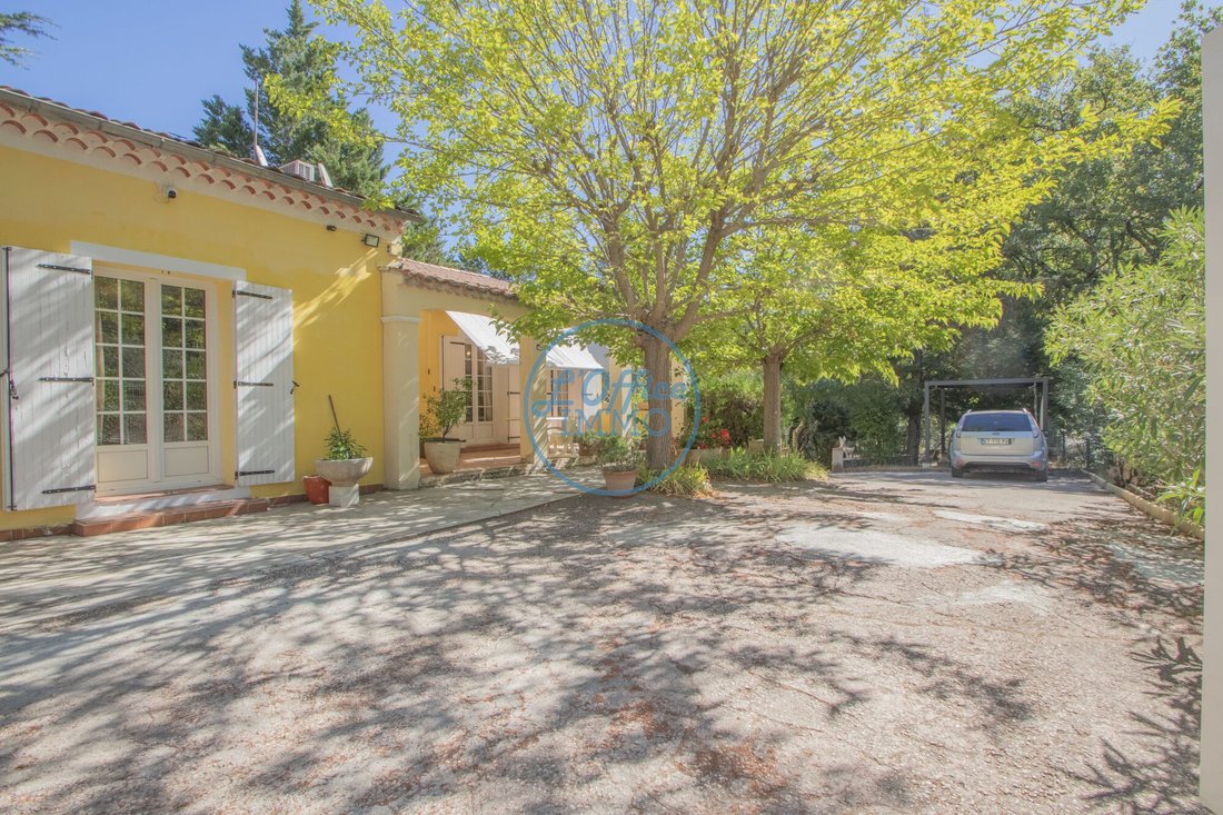 Villa in Gonfaron, Provence-Alpes-Côte d'Azur, France 1 - 17256635